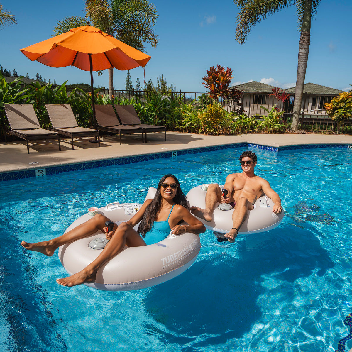 Motorized Tube Float