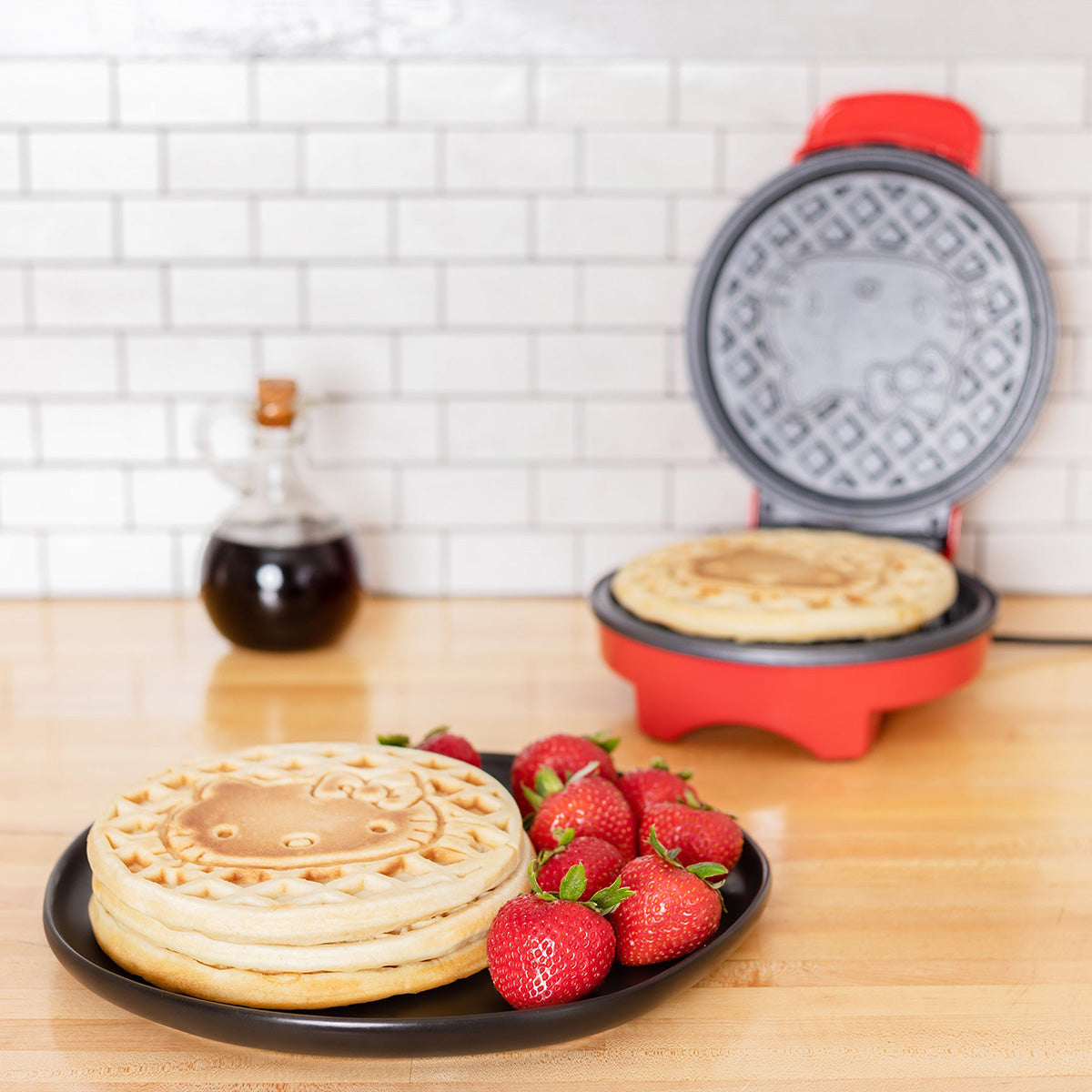 Hello Kitty Round Waffle Maker
