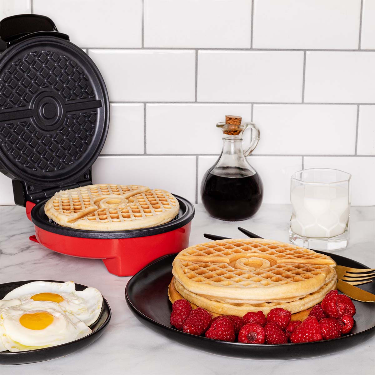 Pokémon Poké Ball Round Waffle Maker