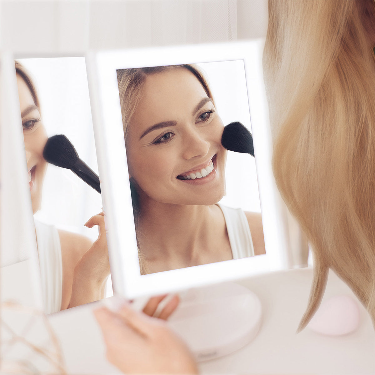 Multiple Magnification Vanity Mirror