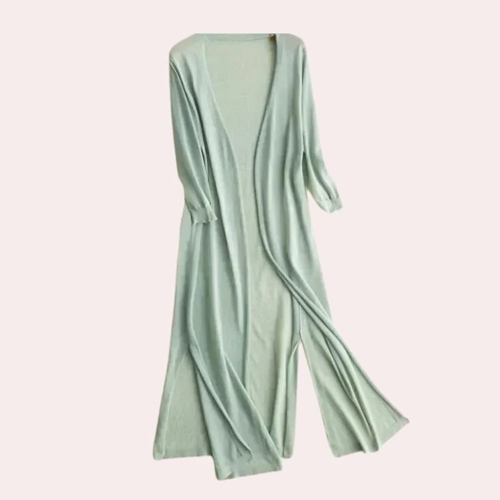 Elegant and Lightweight Women's Vest