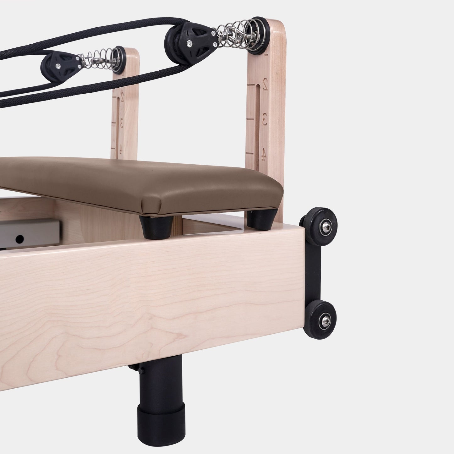 Reformesa Maple Foldable Pilates Reformer – Studio-Level Foldable Reformer
