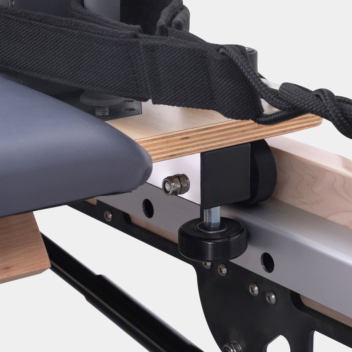 Reformesa Maple Foldable Pilates Reformer – Studio-Level Foldable Reformer