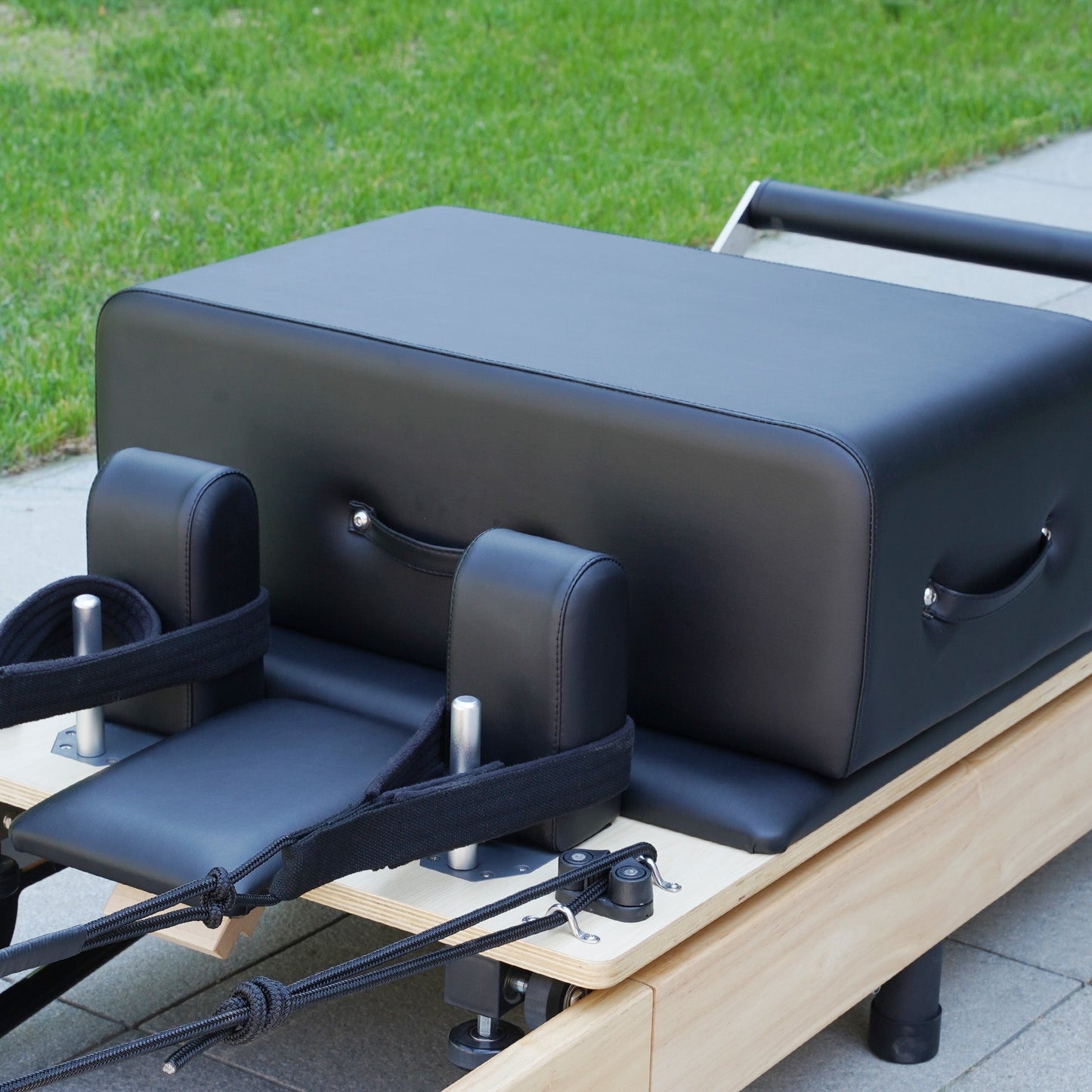 Reformesa Oak Foldable Pilates Reformer – Studio-Level Foldable Reformer